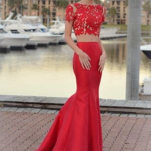 BEAUTIFUL red formal dress!!!